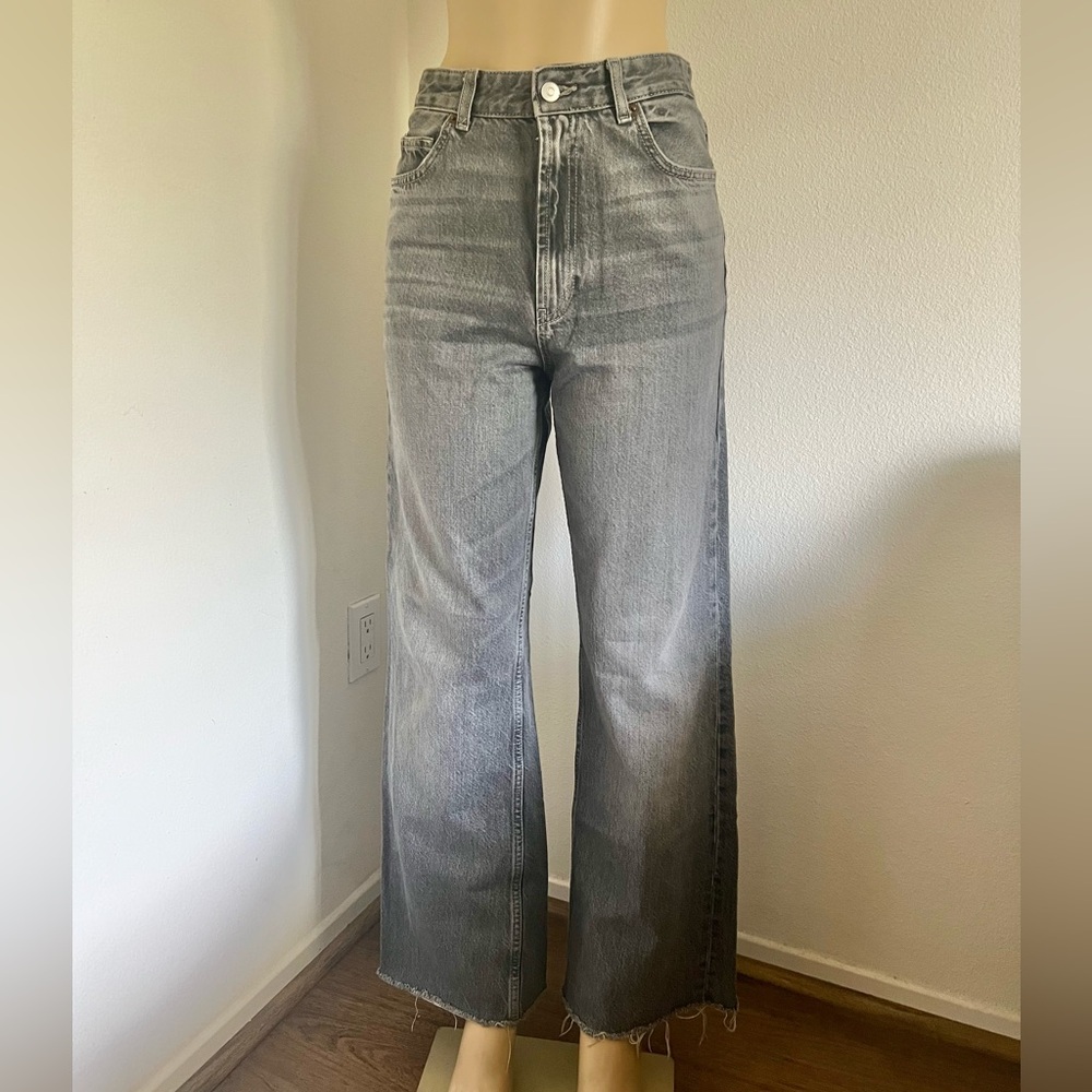 Zara Vintage Wash Straight-Leg Jeans | Raw Hem High-Waist Denim Size EU 40